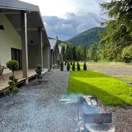 River Rest アパート スラブスク